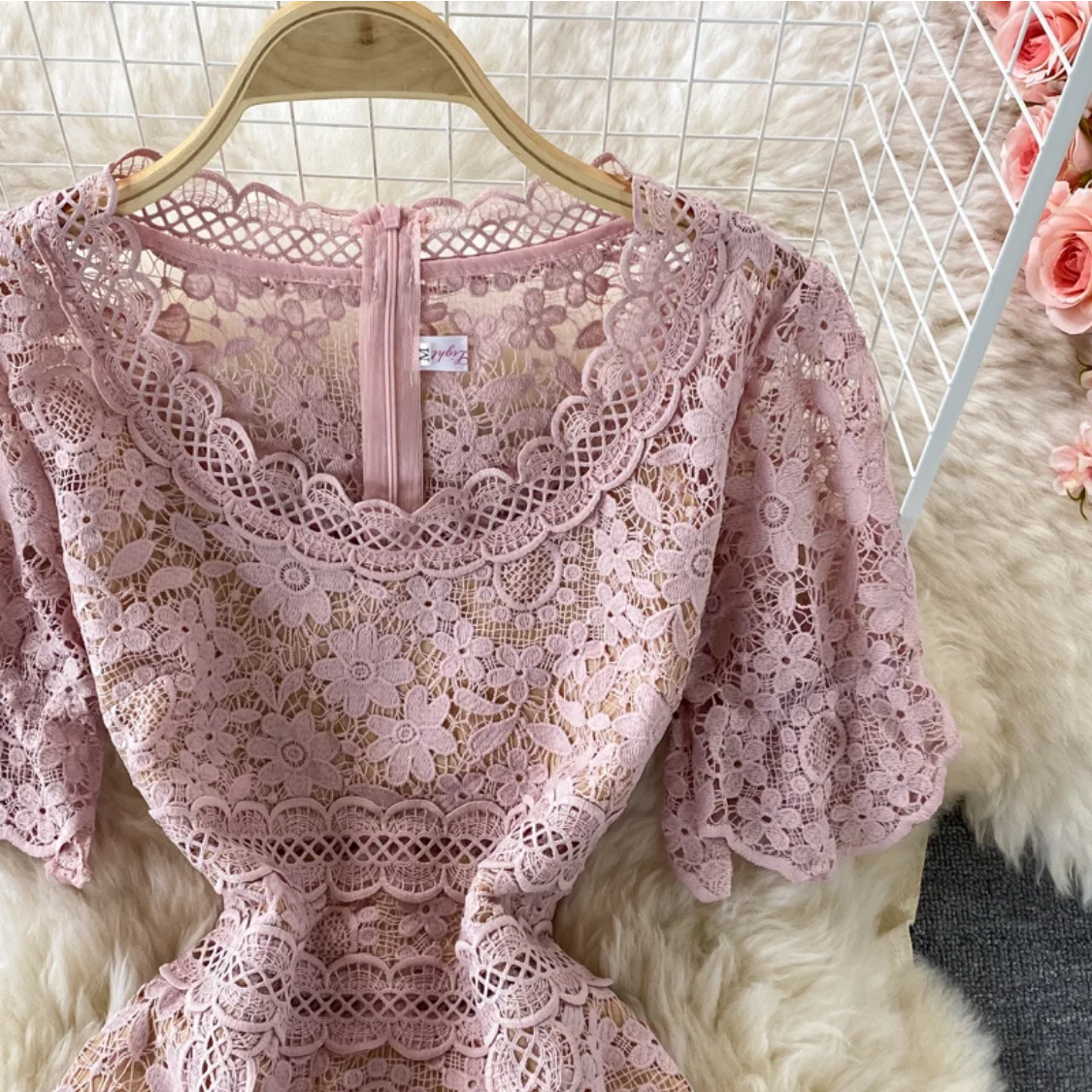 Lace Patchwork Hollow Out O-neck Short-sleeve High Waist  Dress