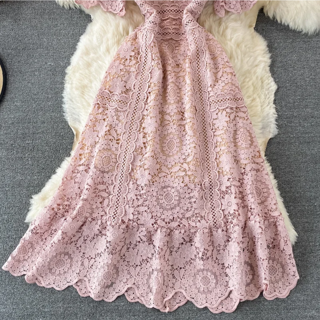 Lace Patchwork Hollow Out O-neck Short-sleeve High Waist  Dress