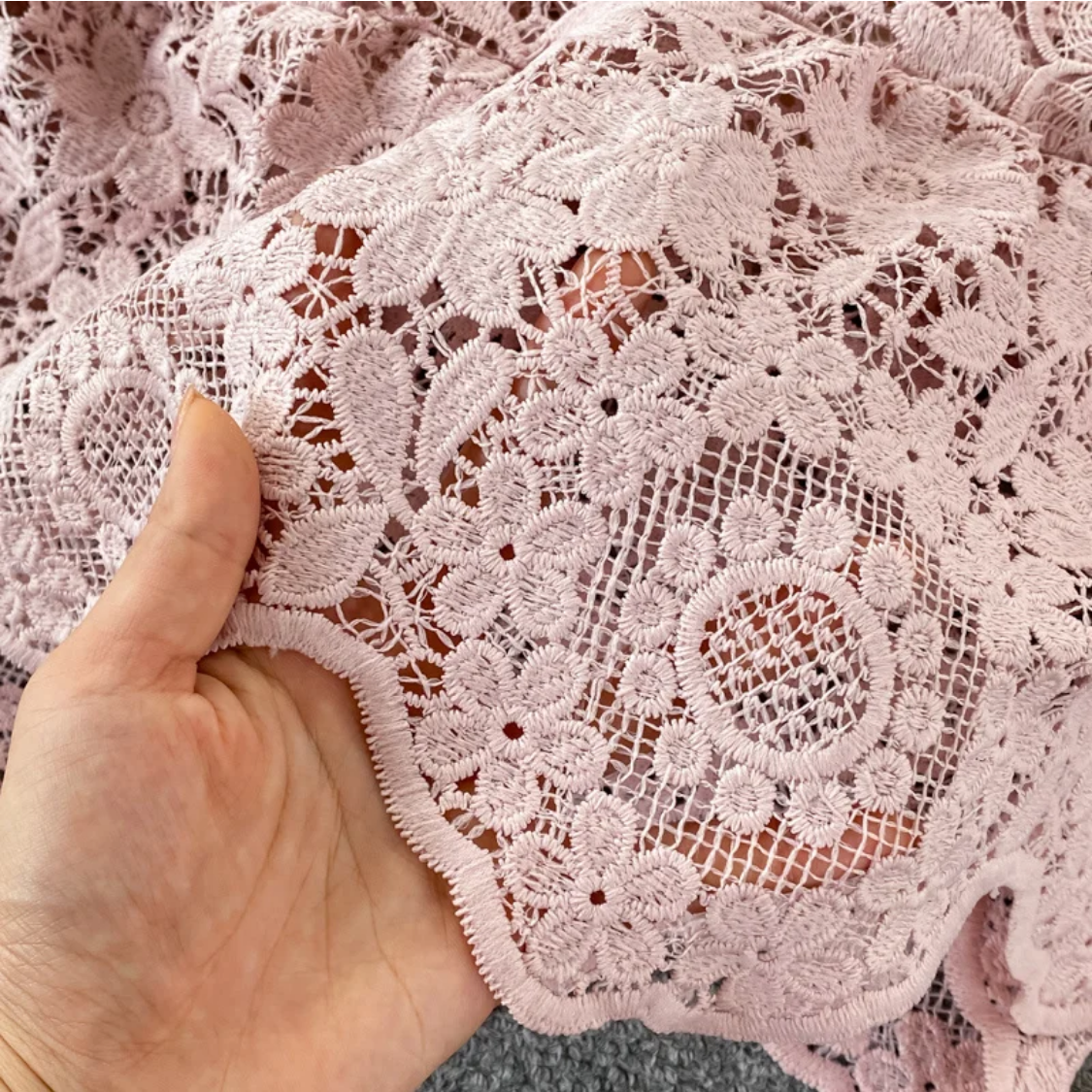 Lace Patchwork Hollow Out O-neck Short-sleeve High Waist  Dress