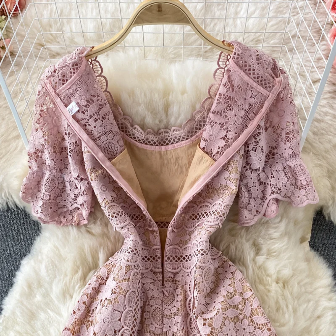 Lace Patchwork Hollow Out O-neck Short-sleeve High Waist  Dress