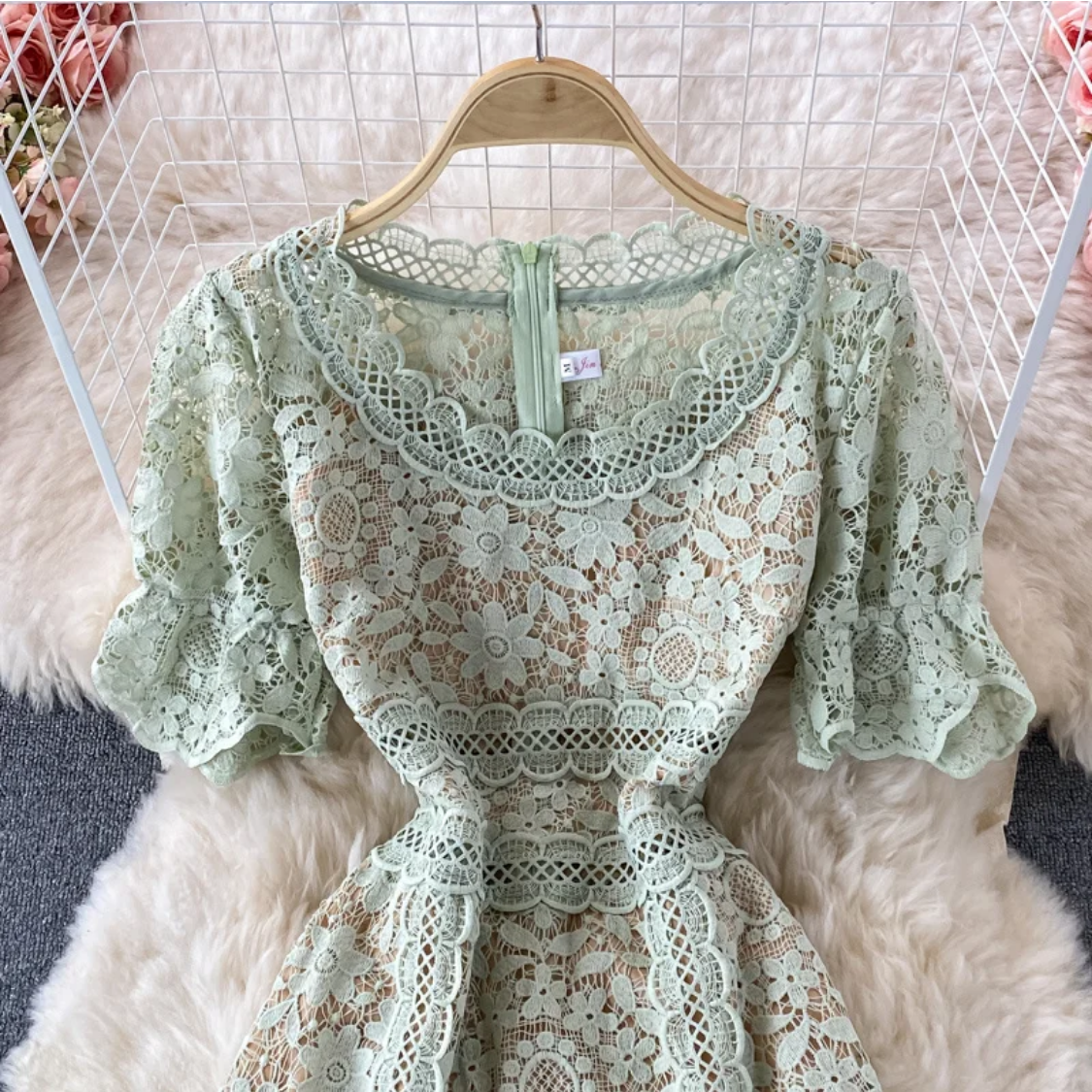 Lace Patchwork Hollow Out O-neck Short-sleeve High Waist  Dress