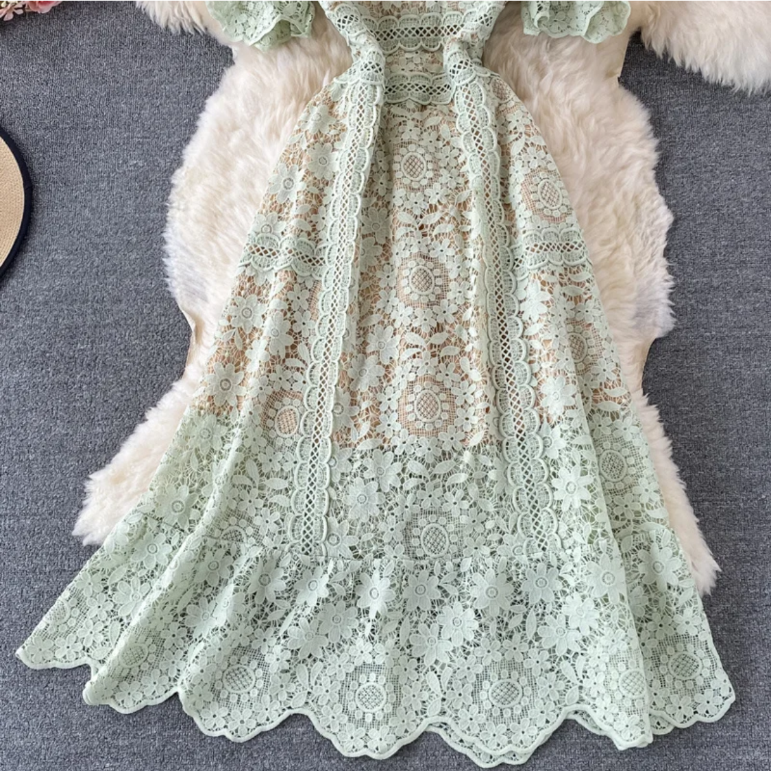Lace Patchwork Hollow Out O-neck Short-sleeve High Waist  Dress