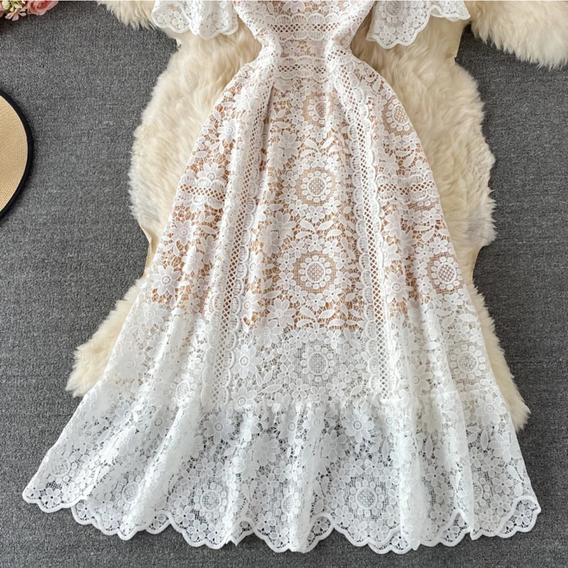 Lace Patchwork Hollow Out O-neck Short-sleeve High Waist  Dress