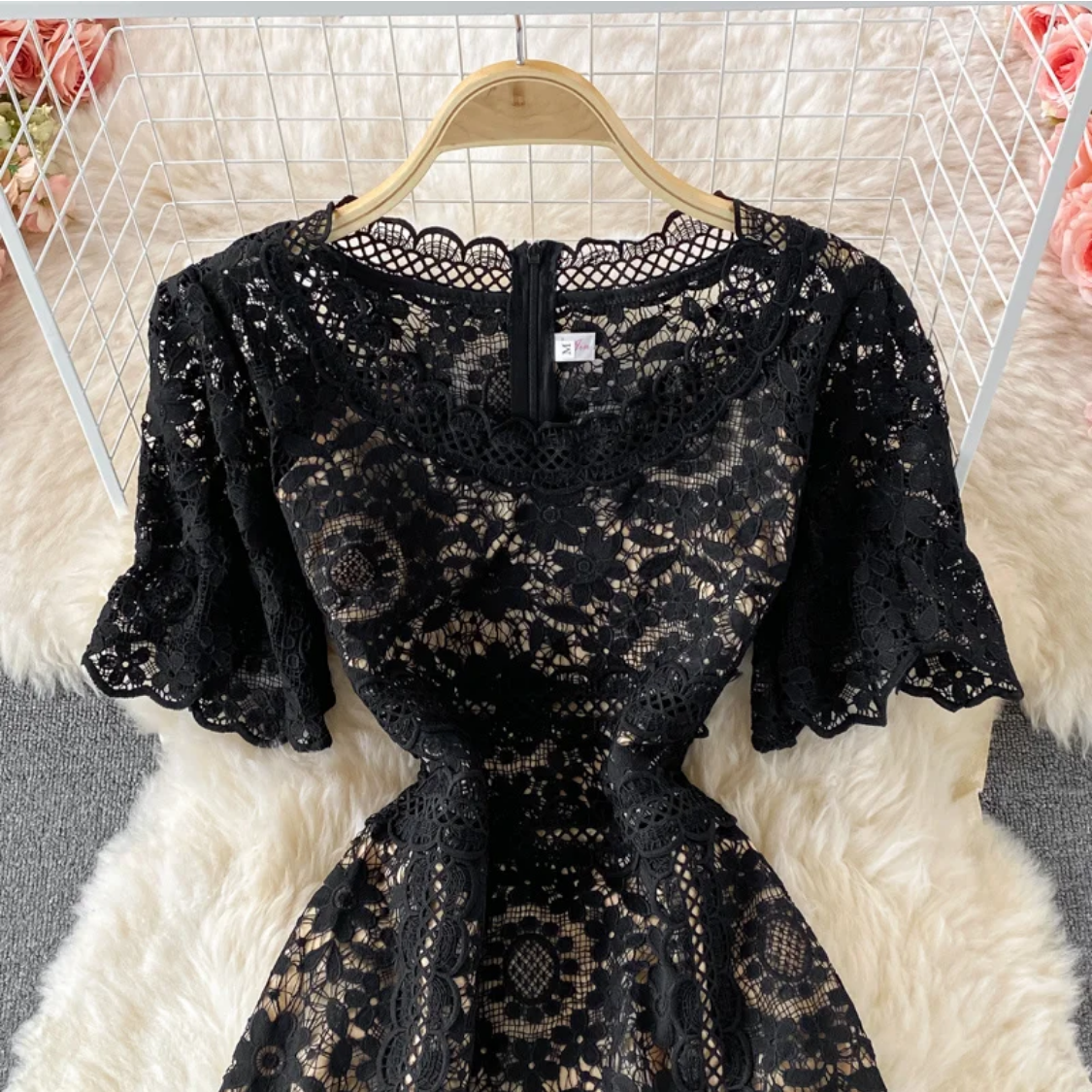 Lace Patchwork Hollow Out O-neck Short-sleeve High Waist  Dress