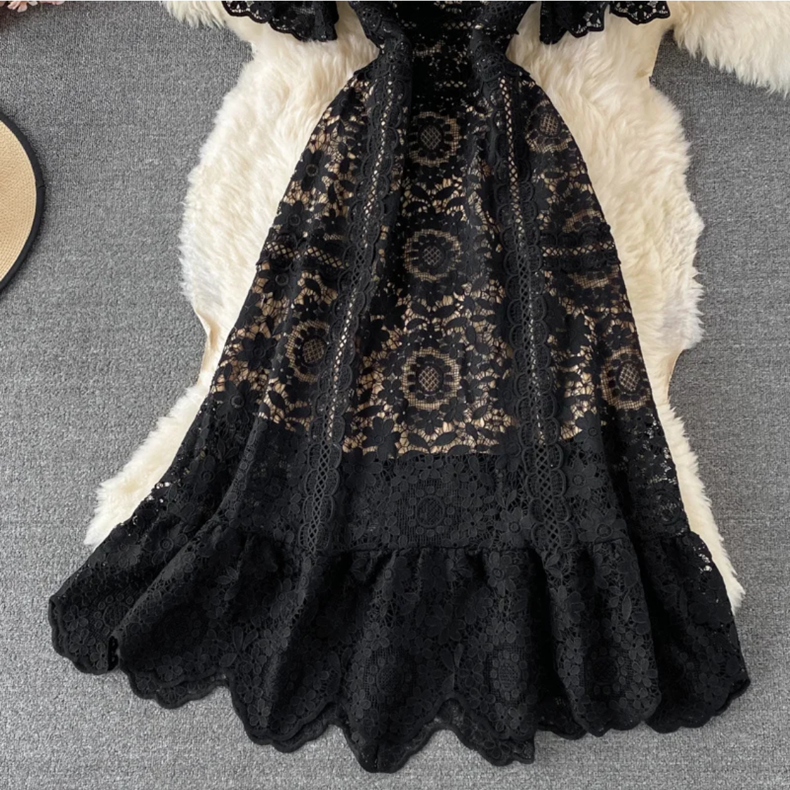 Lace Patchwork Hollow Out O-neck Short-sleeve High Waist  Dress