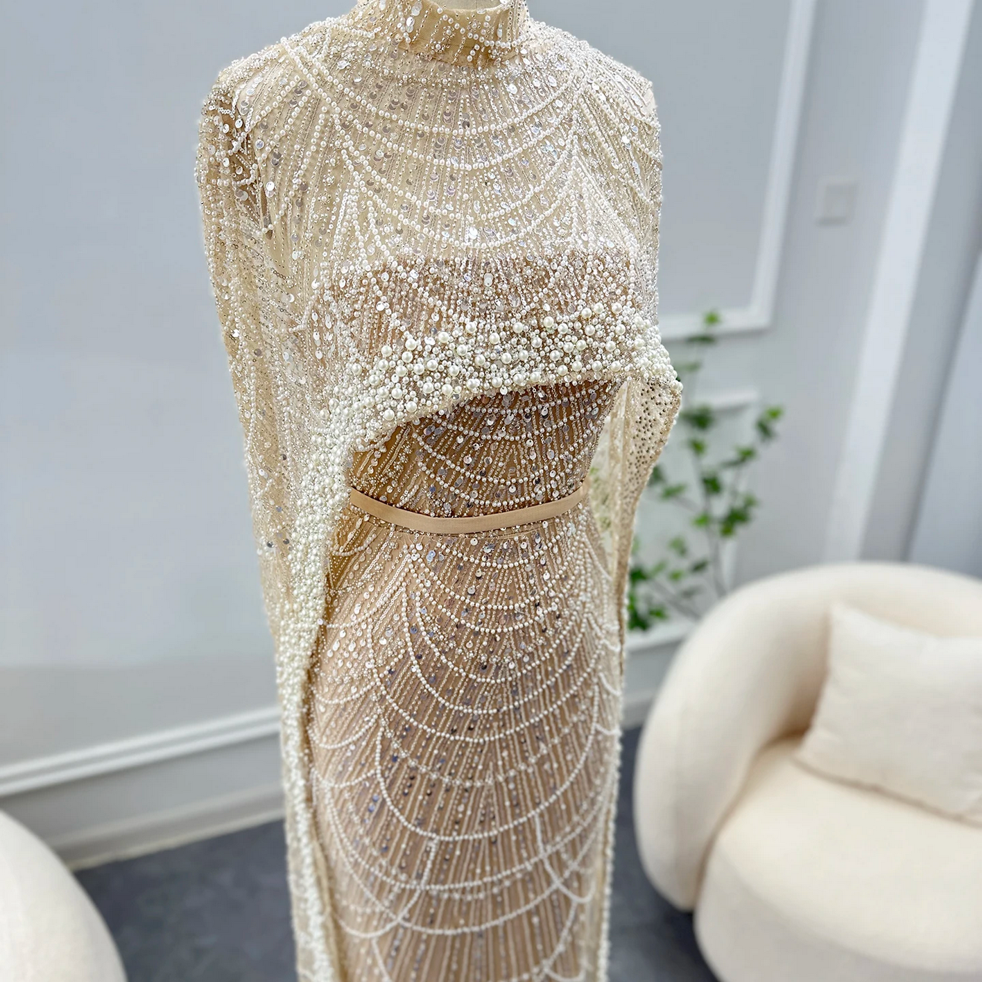 Luxury Pearls Dubai Evening Dresses with Cape