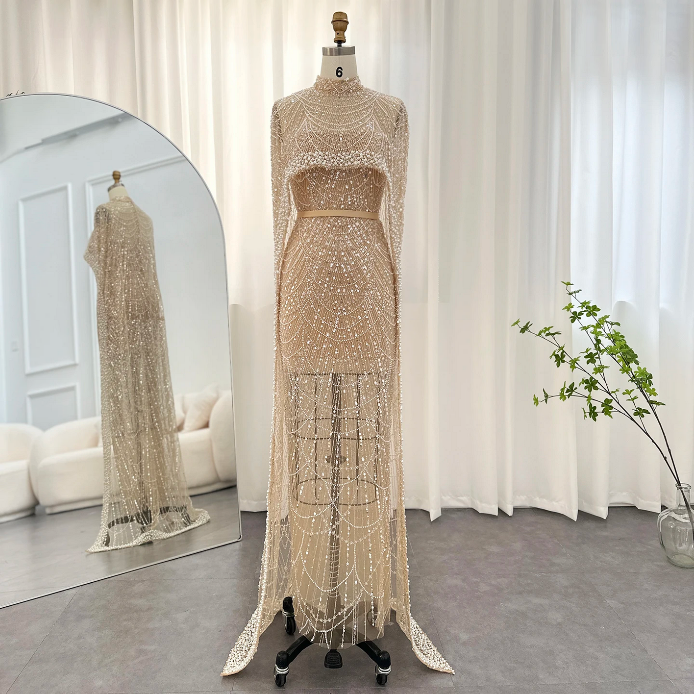 Luxury Pearls Dubai Evening Dresses with Cape