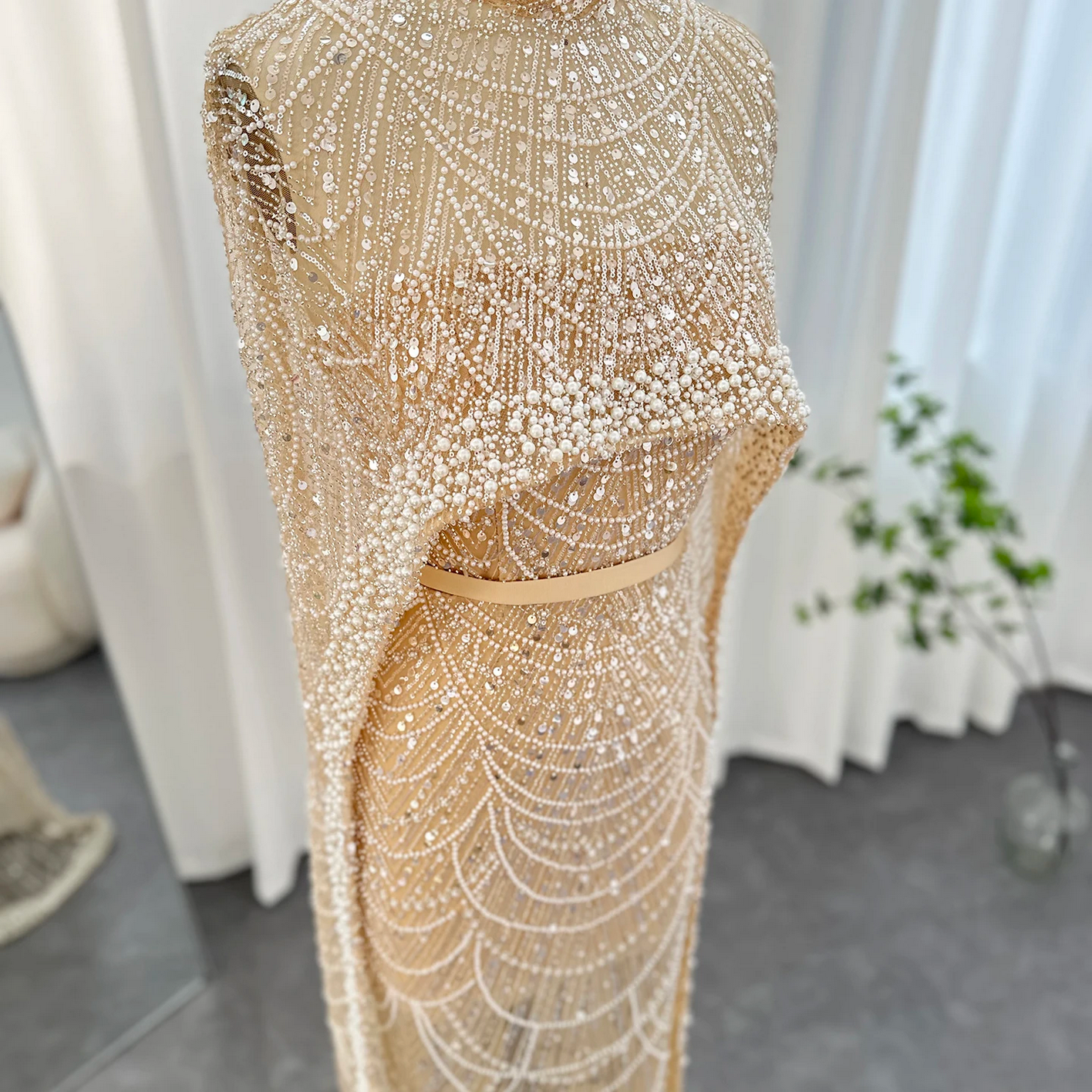 Luxury Pearls Dubai Evening Dresses with Cape