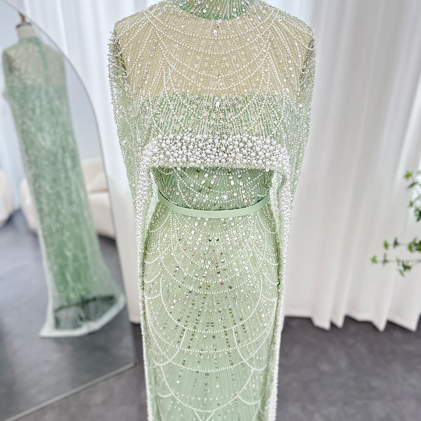 Luxury Pearls Dubai Evening Dresses with Cape