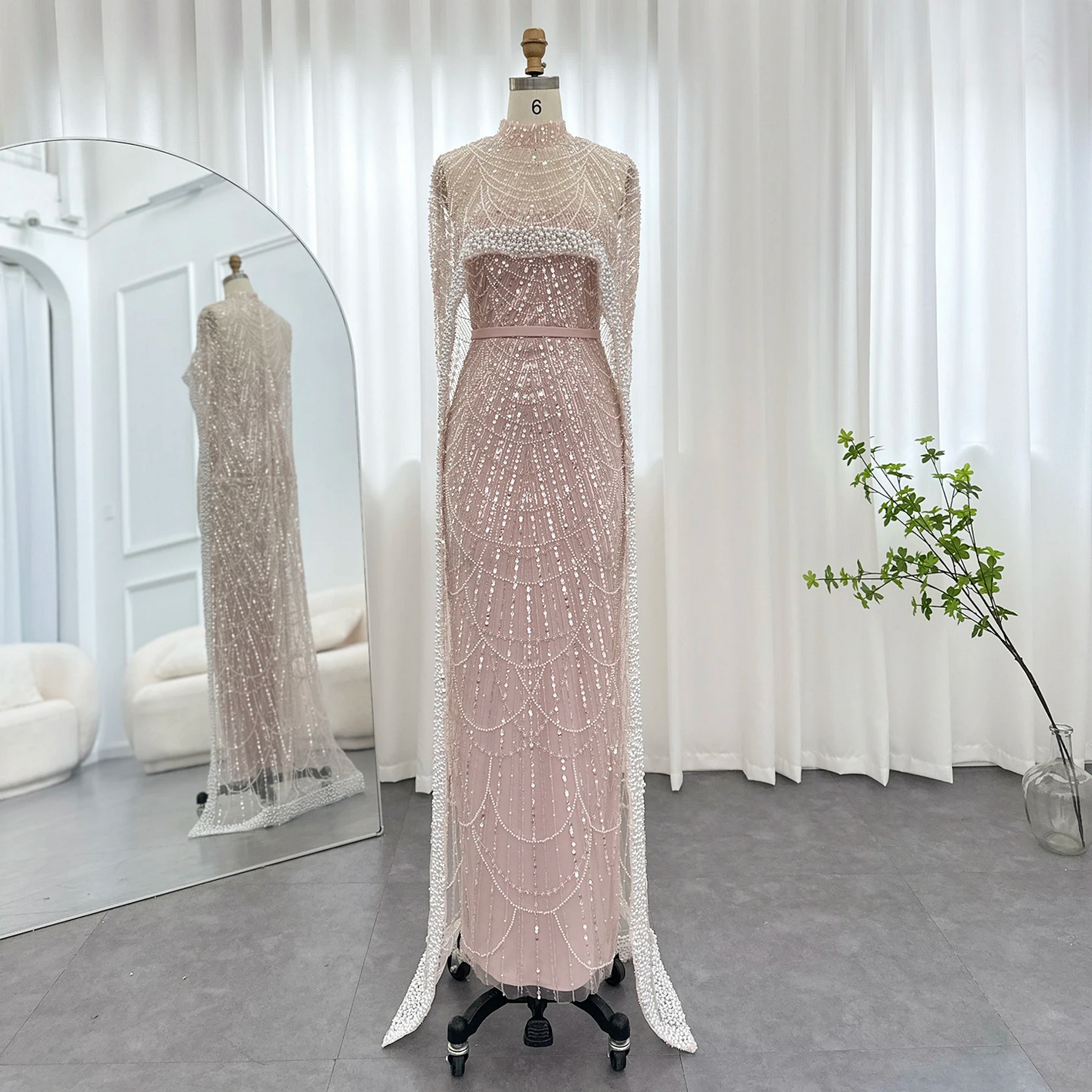 Luxury Pearls Dubai Evening Dresses with Cape