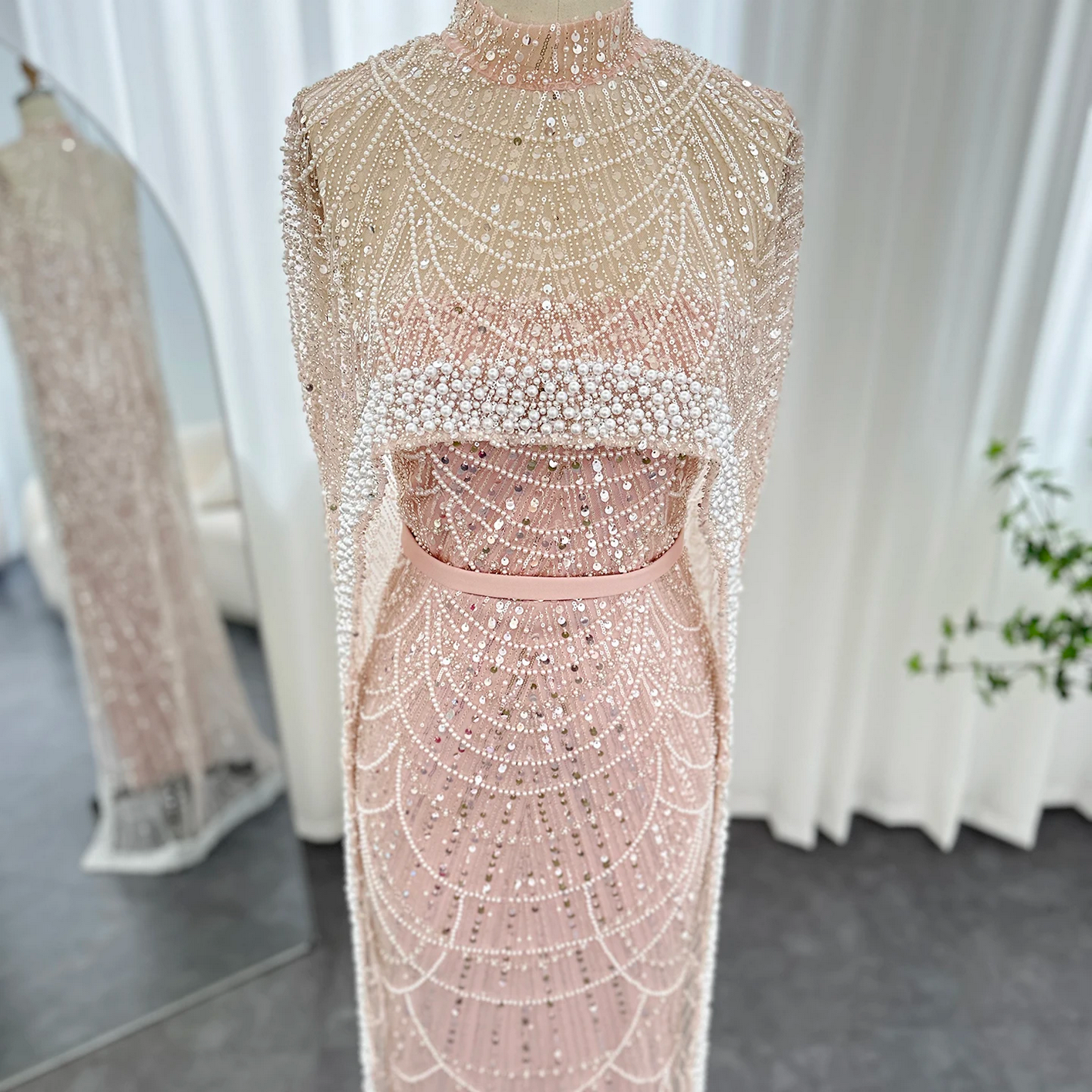 Luxury Pearls Dubai Evening Dresses with Cape