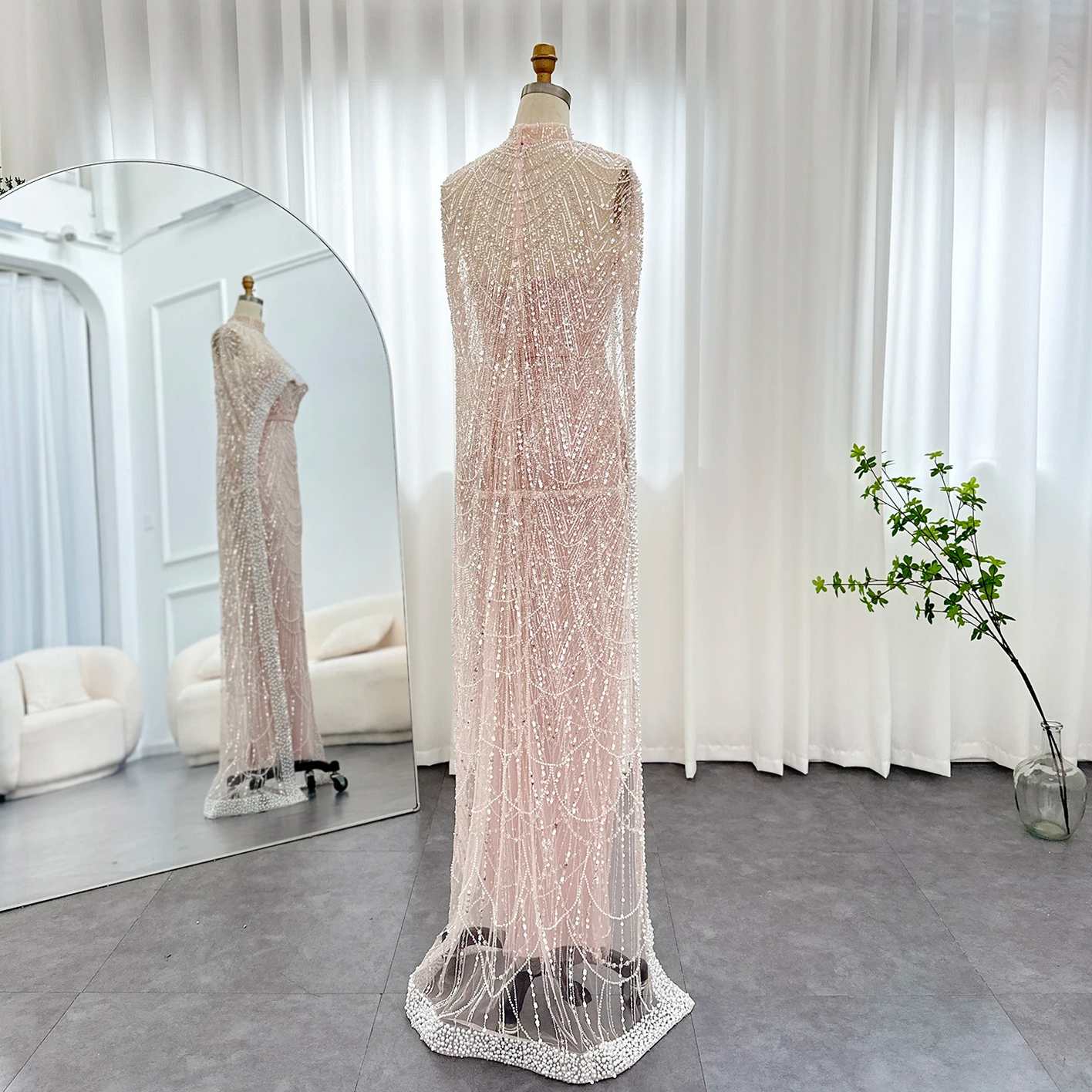 Luxury Pearls Dubai Evening Dresses with Cape