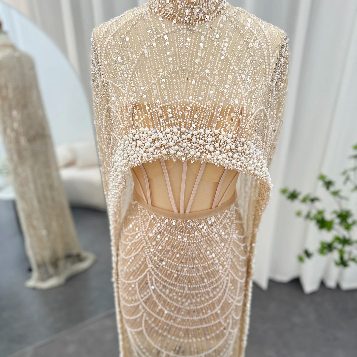Luxury Pearls Dubai Evening Dresses with Cape