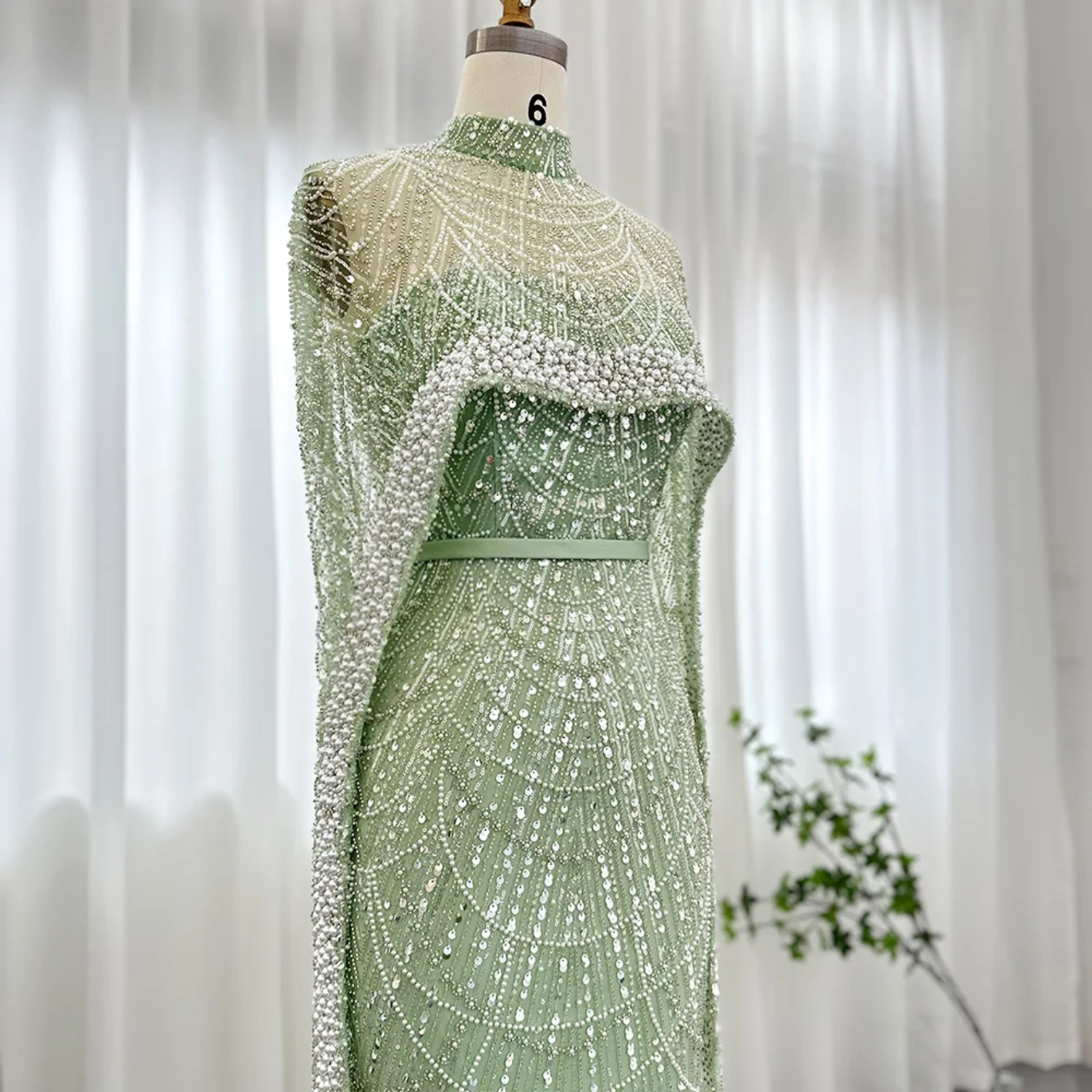 Luxury Pearls Dubai Evening Dresses with Cape