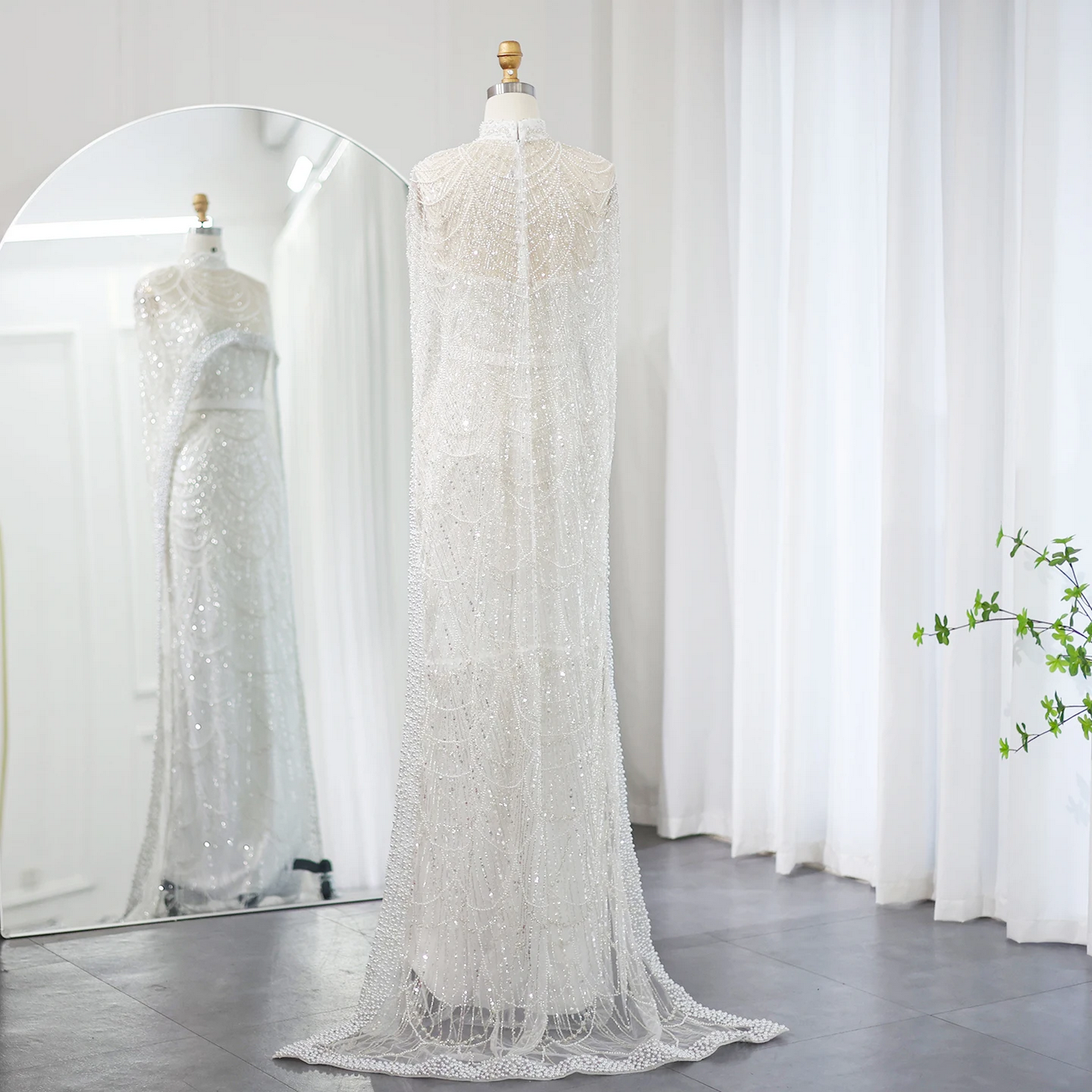 Luxury Pearls Dubai Evening Dresses with Cape