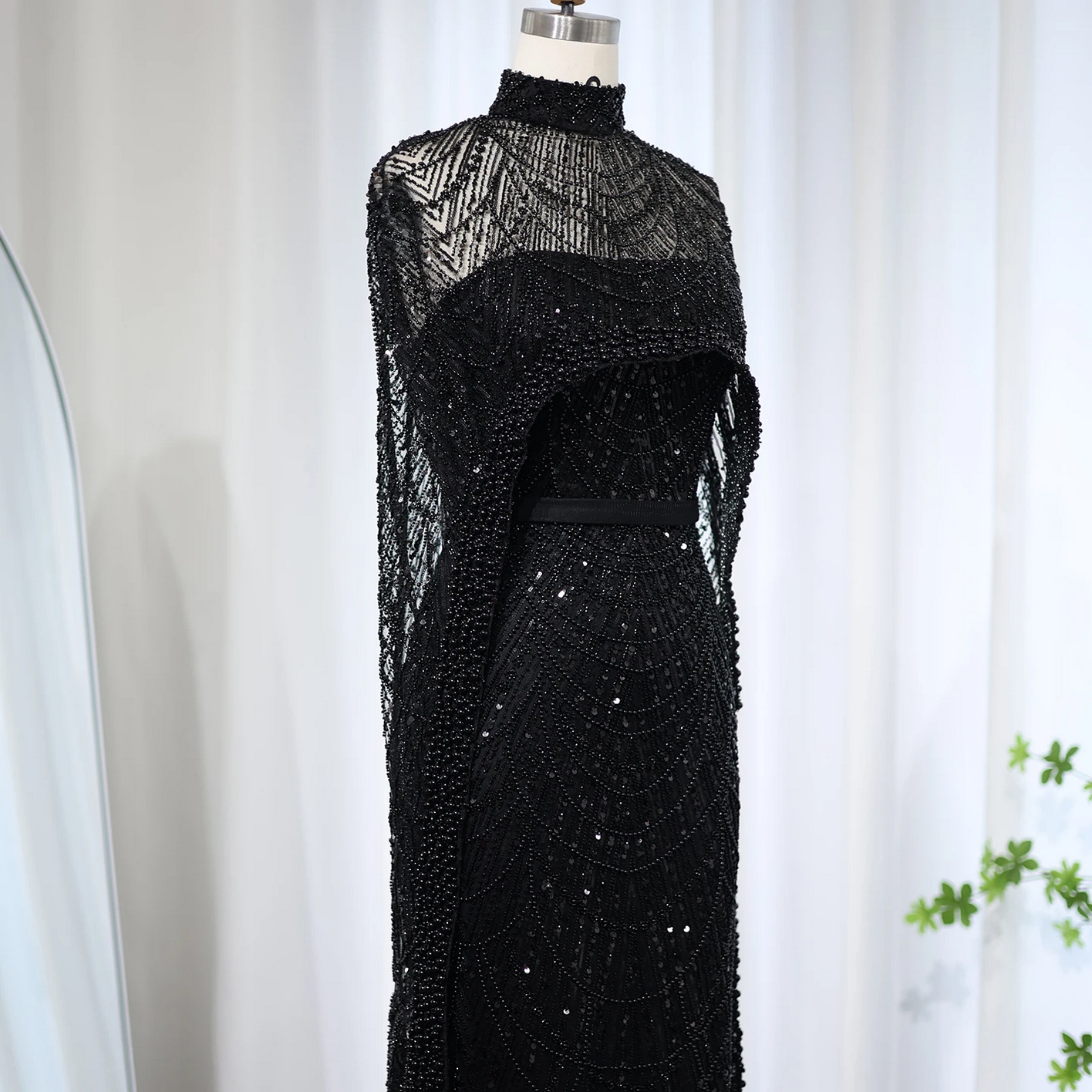 Luxury Pearls Dubai Evening Dresses with Cape
