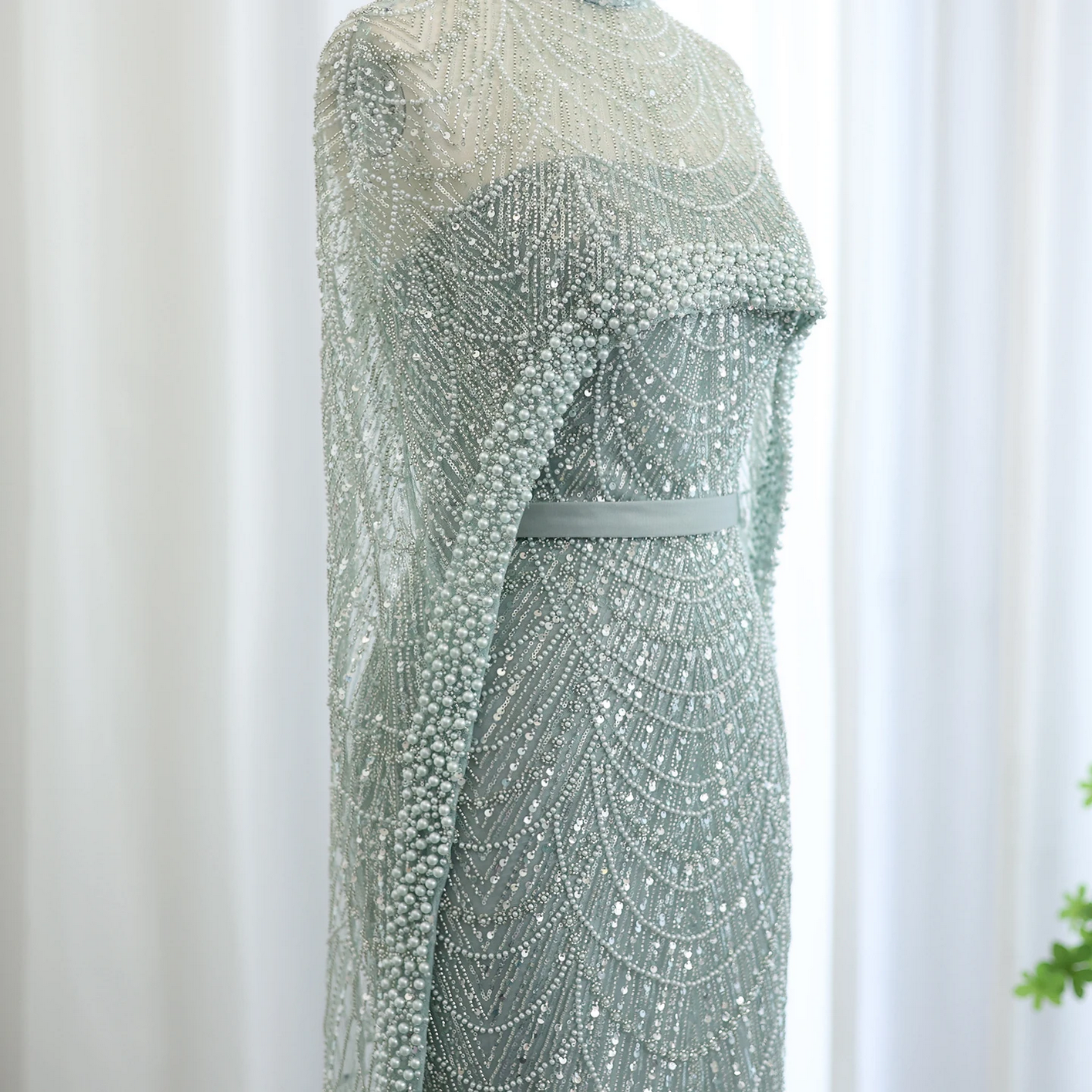 Luxury Pearls Dubai Evening Dresses with Cape