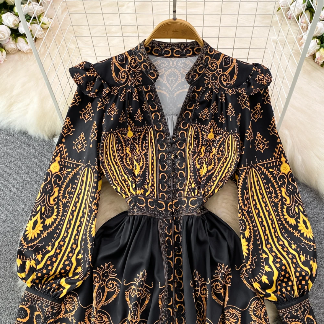 French Fashion Long Sleeve V-Neck Waist Wrapped A-line Baroque Print Dress