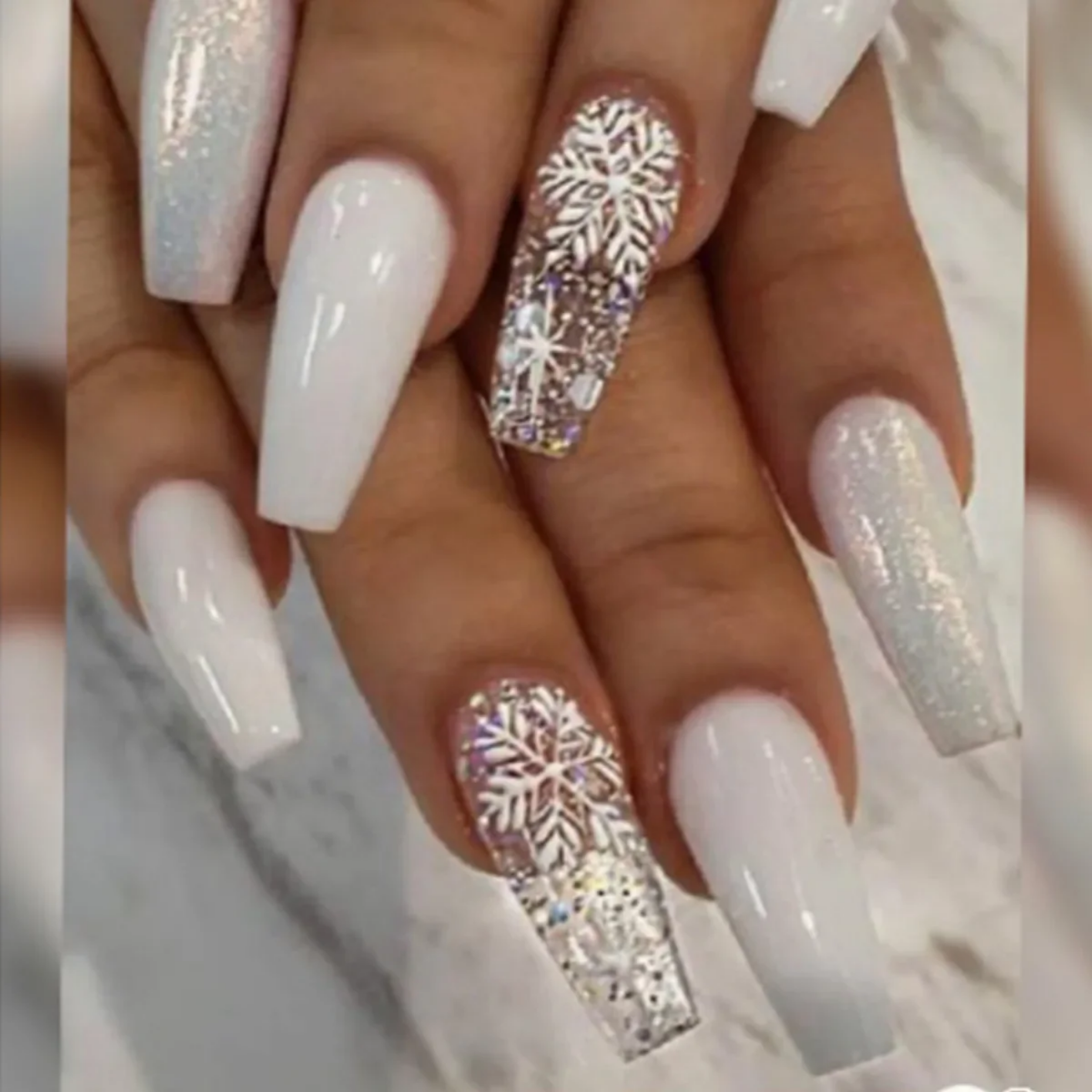 24Ps/Fake Nails Art Sunflower Flower Whitening Fashionable False Nail Tips