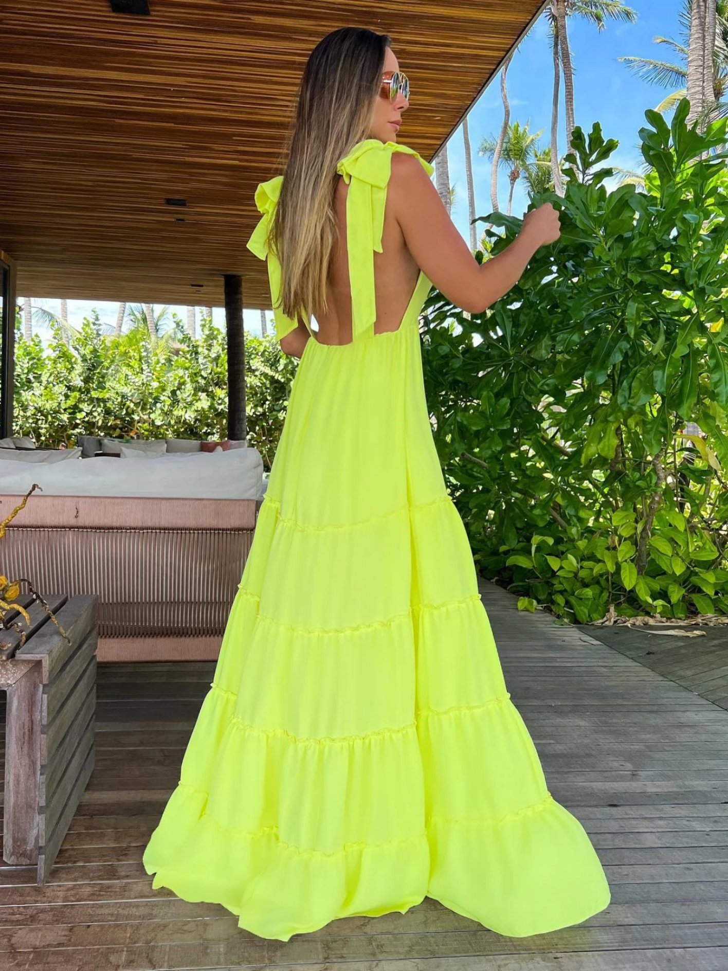 2024 Ruffle Sleeveless V-neck Beachwear Dress