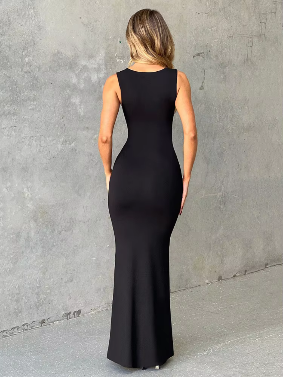 Sexy Sleeveless Square Neck Bodycon Dress
