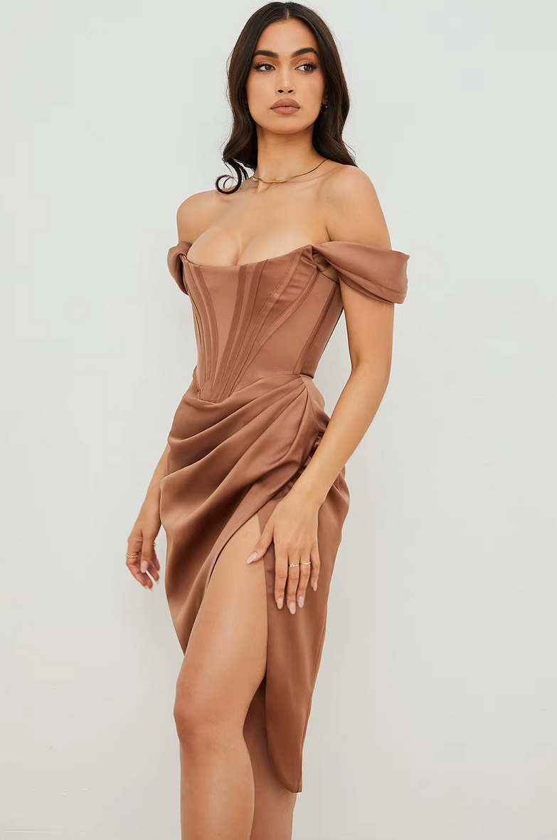 Summer Autumn Elegant Off Shoulder Backles Ruched Midi Dresses