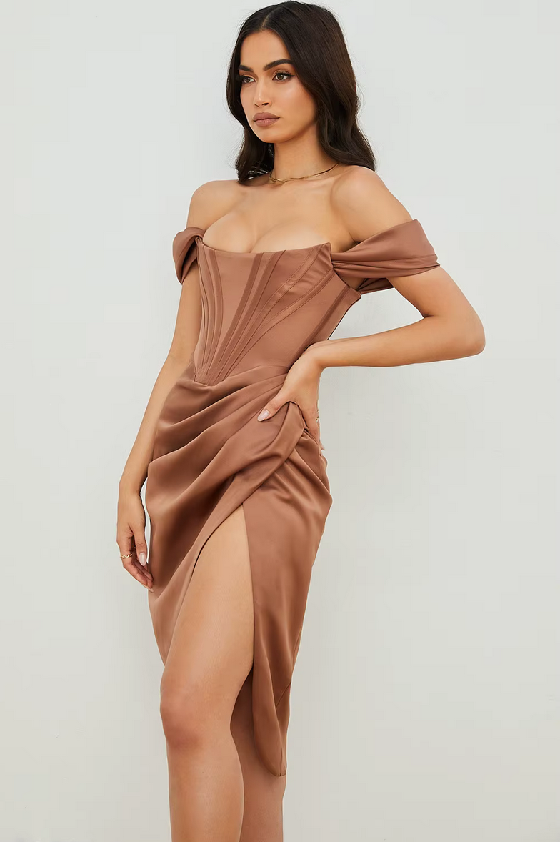 Summer Autumn Elegant Off Shoulder Backles Ruched Midi Dresses