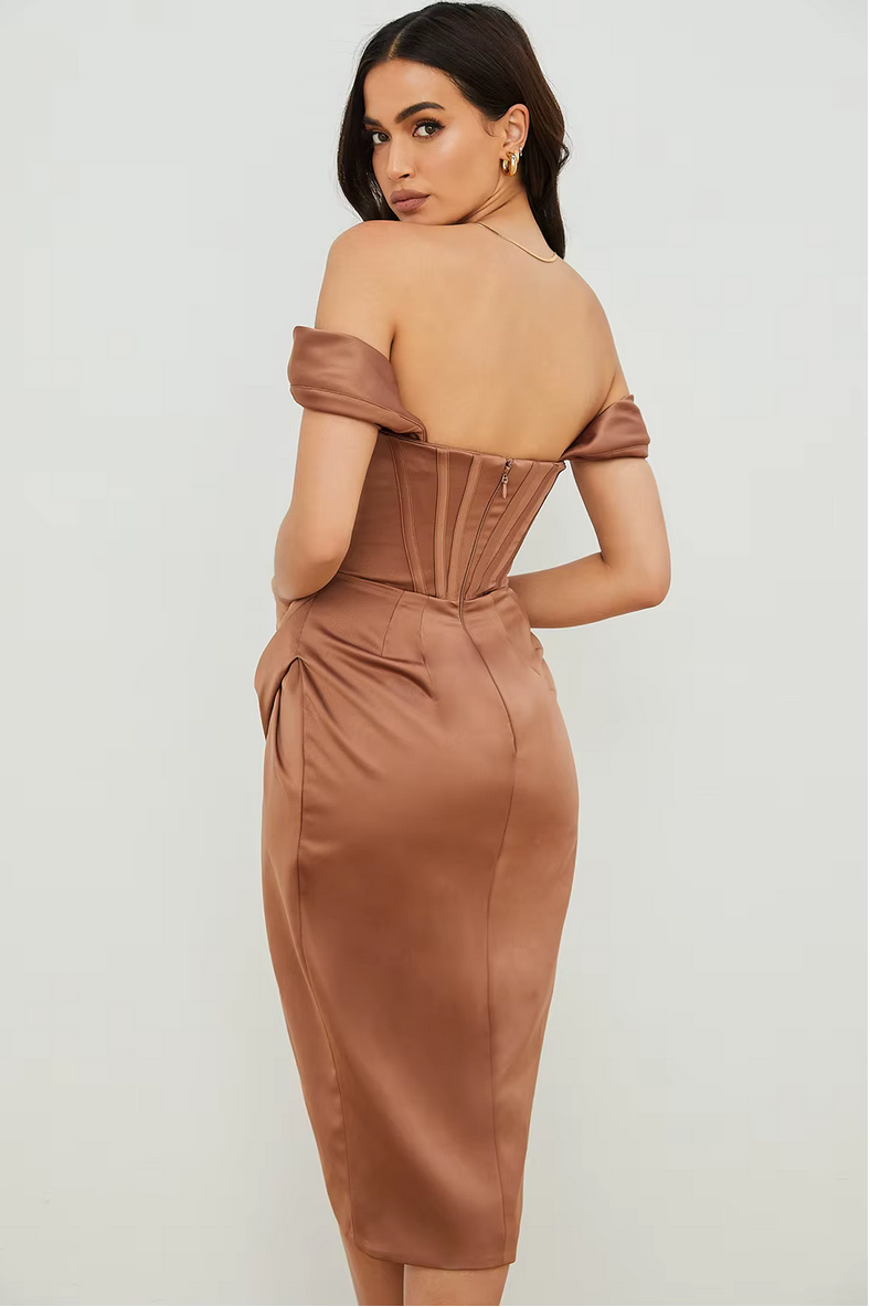 Summer Autumn Elegant Off Shoulder Backles Ruched Midi Dresses
