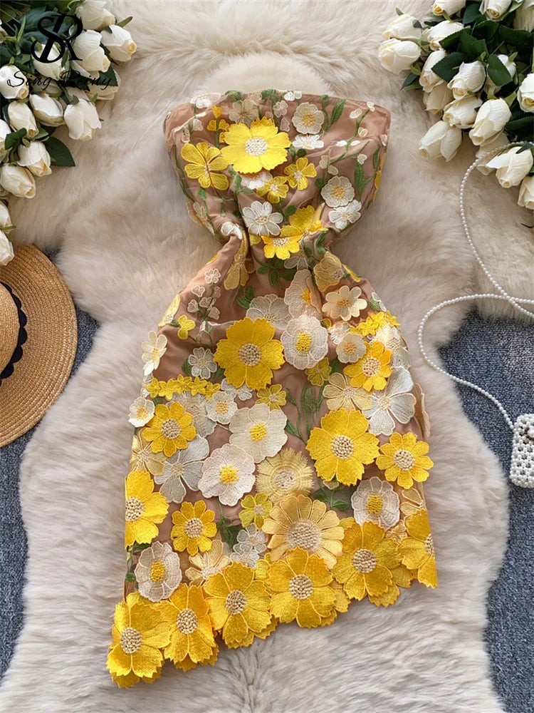 Sleeveless Zipper Design 3D Embroidery Floral Irregular Strapless Dress