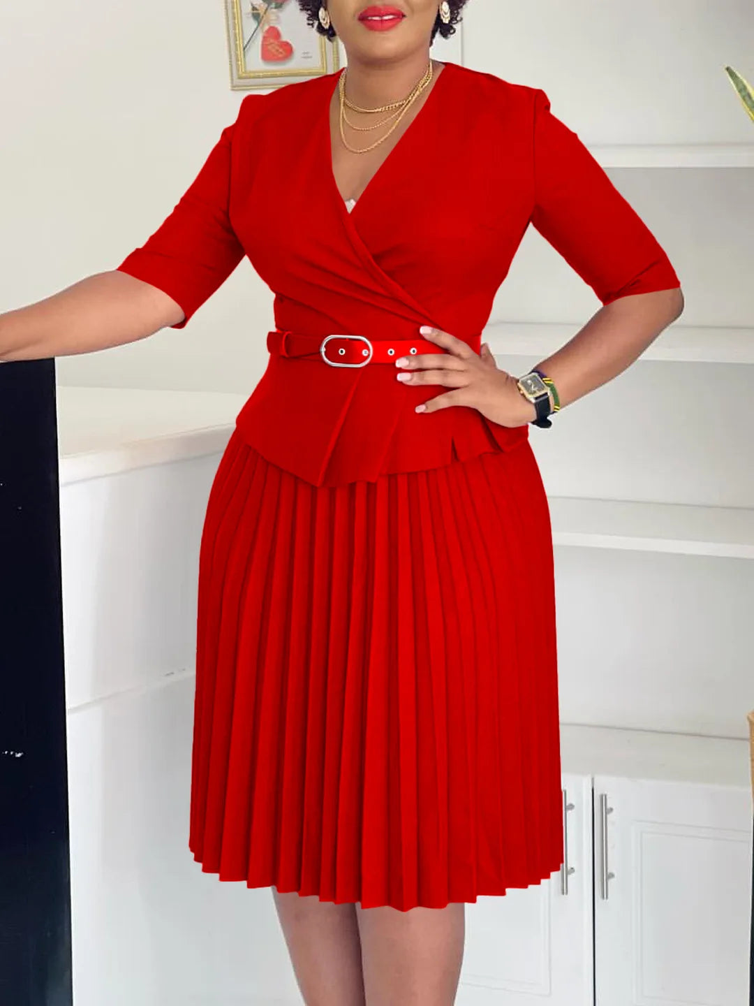 2025 New Fashion Plus Size Temperament Commuter V-neck Pleated Dress