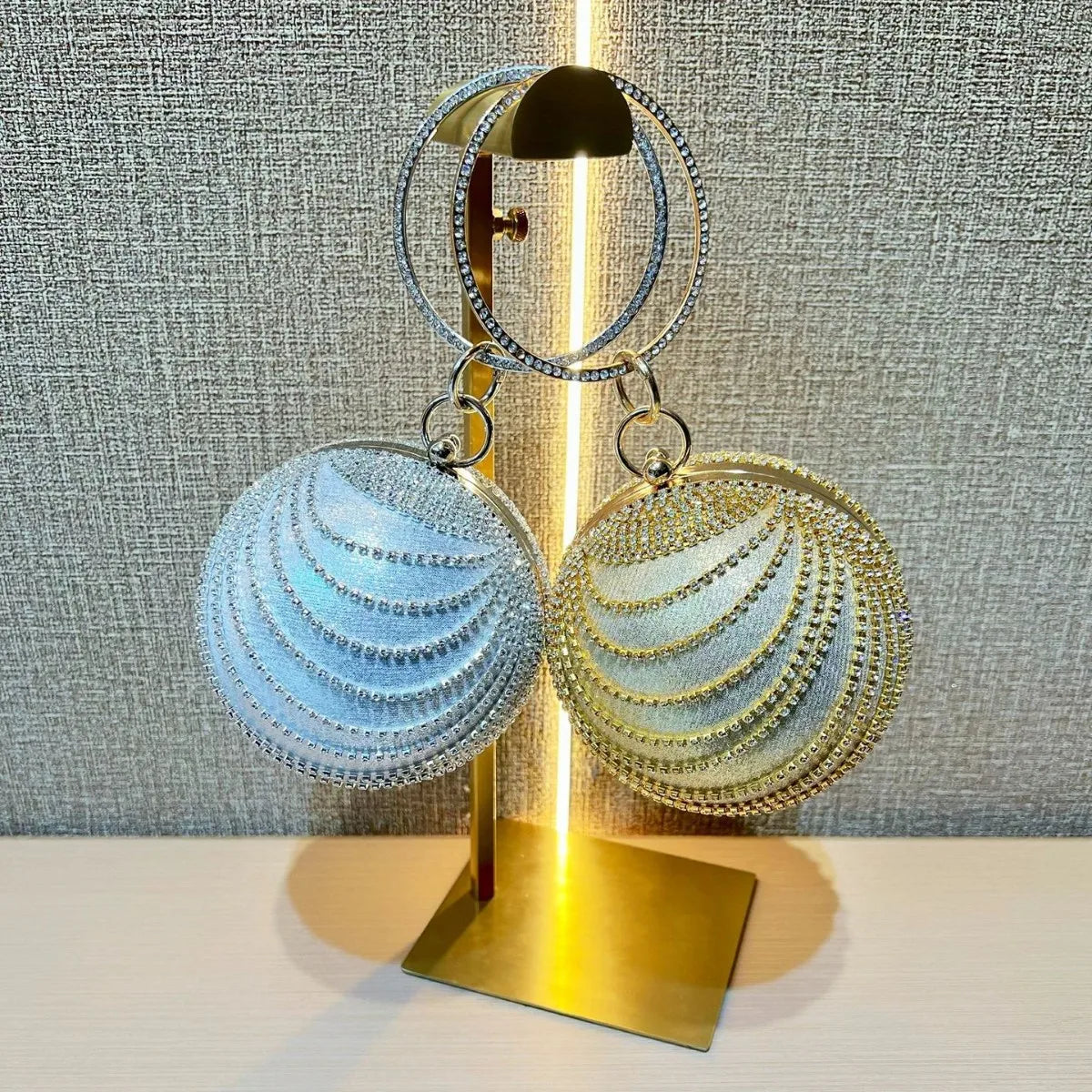 Luxury Women Clutch  Evening Bag with Rhinestone Round Ball Bag