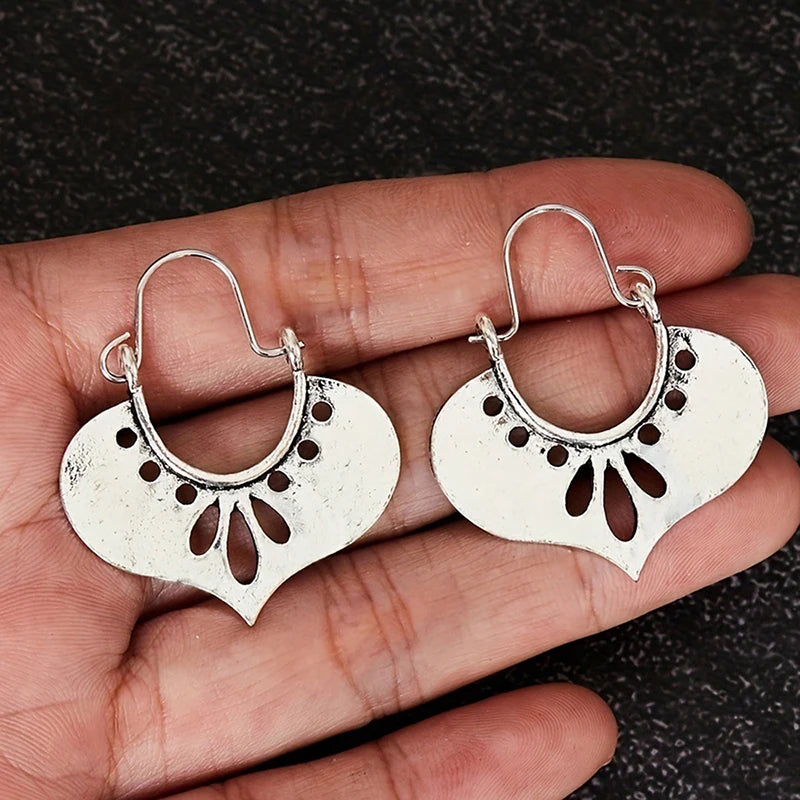 Bohemian Hollow Heart Dangle Earrings