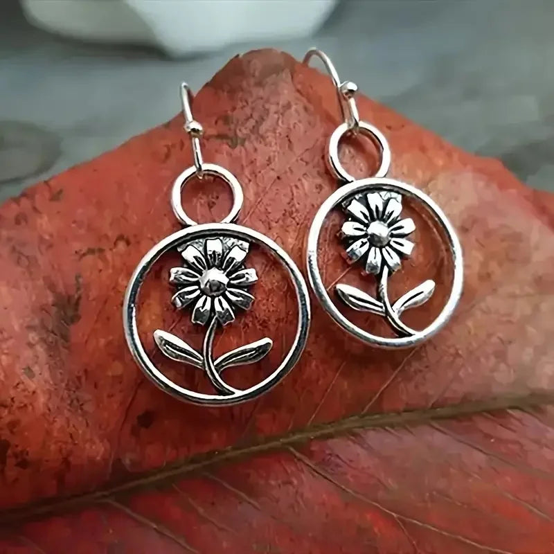 ✨ Vintage Sunflower Dangle Earrings