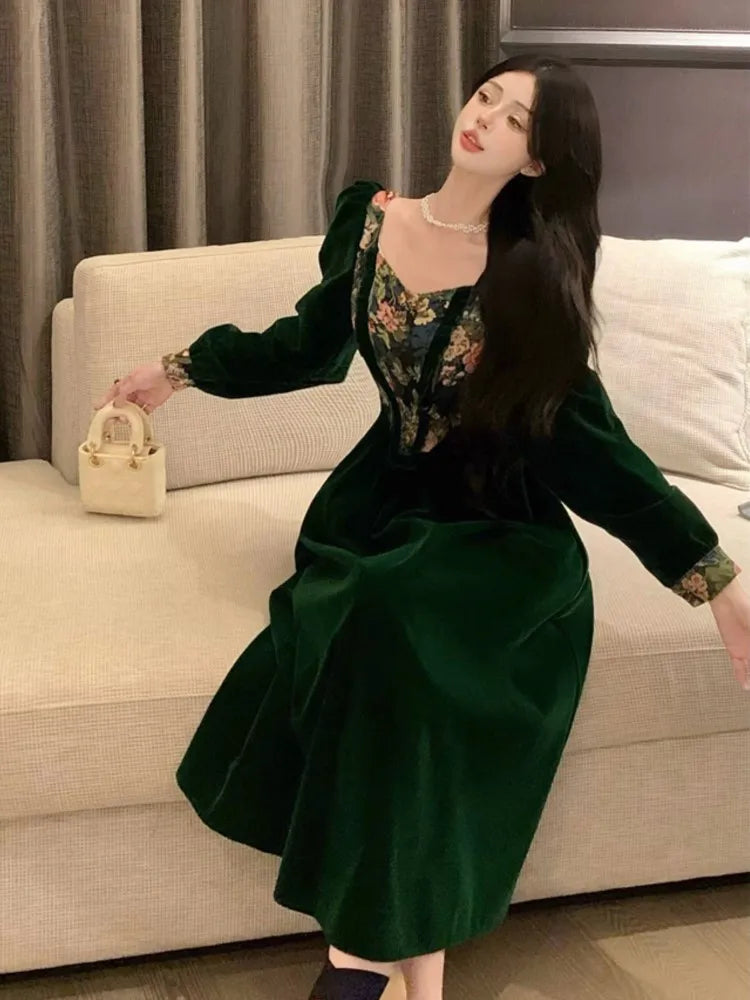 Women Green Velvet Long Sleeve Party Dress