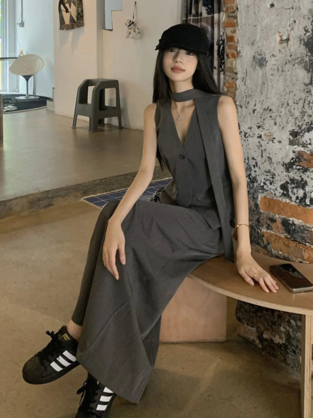 Retro Grey Sleeveless High Waist Split Skirt Fashionable Two-Piece