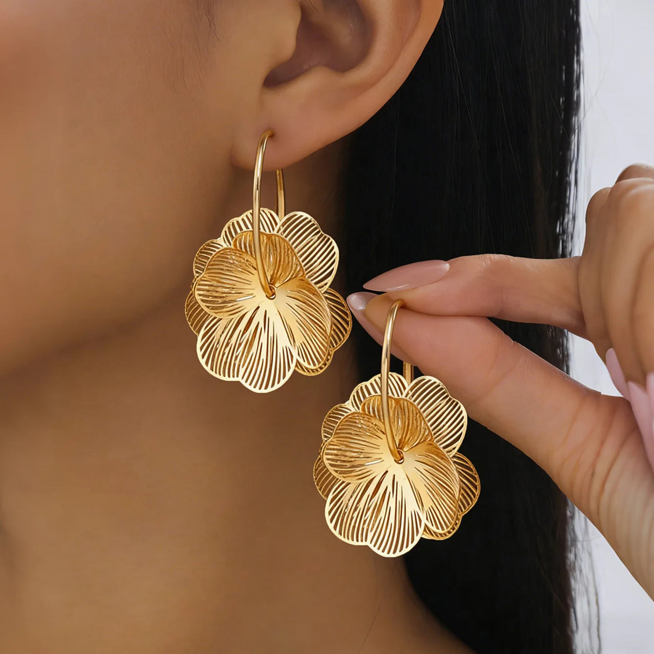 ✨ Trendy Gold Stainless Steel Irregular Flower Drop Earrings