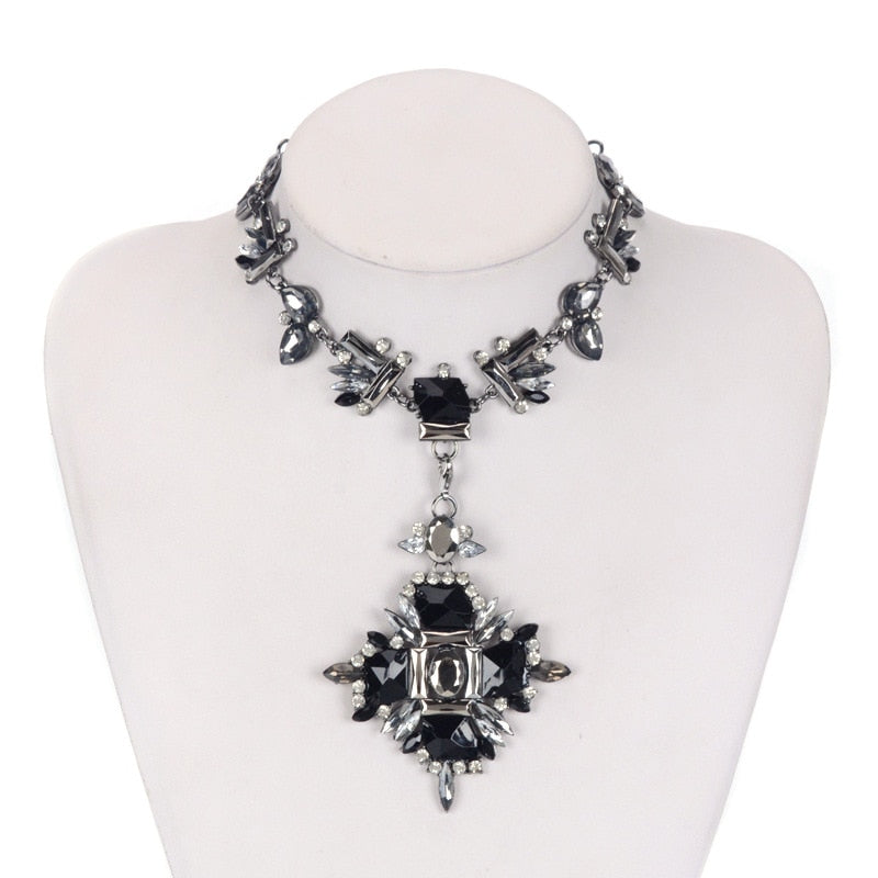 Geometric Fashion Crystal Choker Necklace