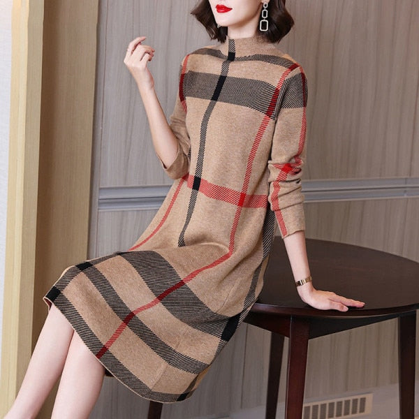 Designer Contrast Color Knit Sweater Dress