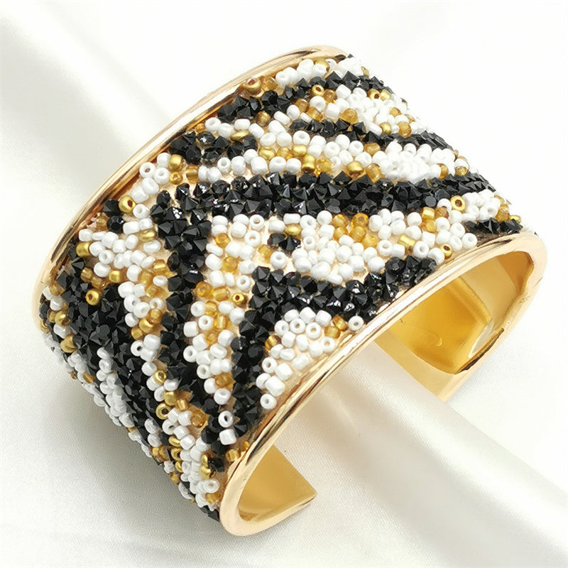 Color Round Cuff Bangles