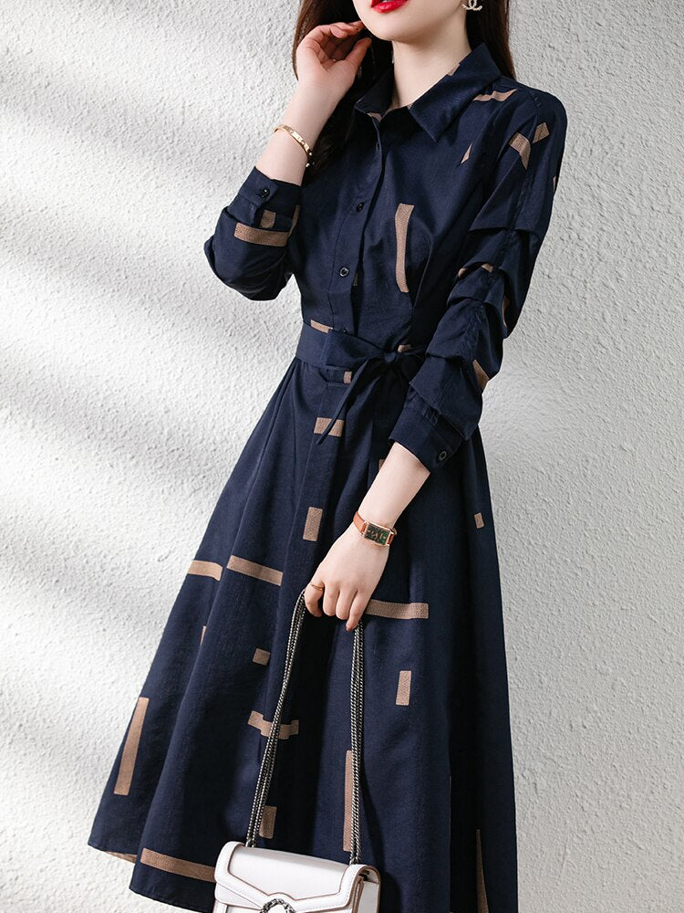 Lace Pleated Loose Waist Hepburn Style Slim Long-sleeved Embroidered Dress