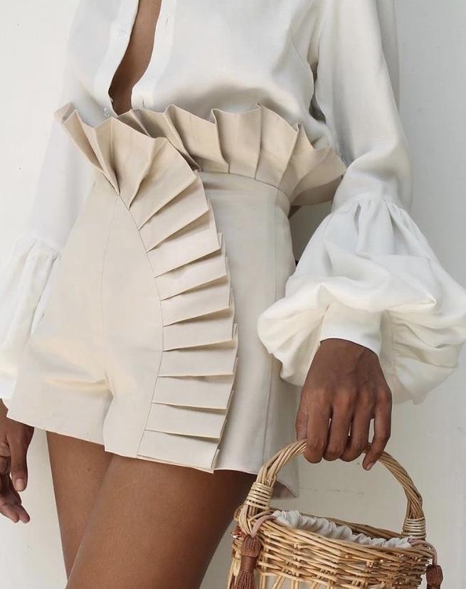 Ruffle Hem Ruched High Waist Shorts