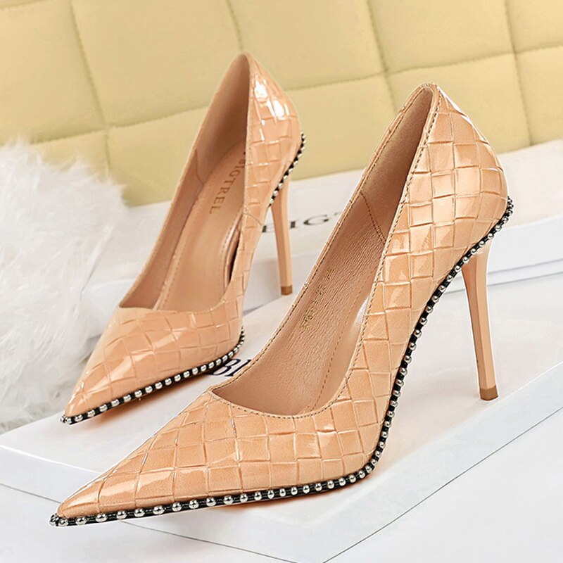 High Heels Rivets Pumps