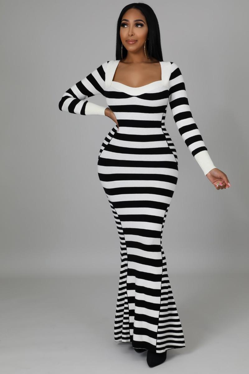 Striped Patchwork Plunging V-neck Long Sleeve Mermaid Maxi Dress